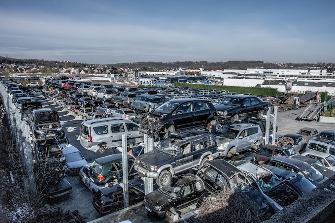 Aperçu des activités de la casse automobile EUROCASSE située à COULOMMIERS (77120)